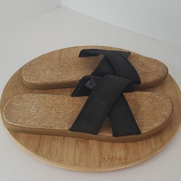 UGG Seaside Slide Cowhide Black Slippers Men's Size 10 Style # 1092172-BLK - Picture 1 of 8